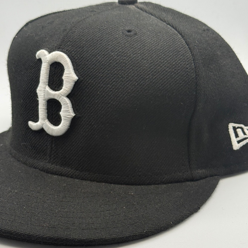 New Era 59FIFTY Boston Red Sox MLB Fitted Hat Black White Size 7 1/2 Wool
